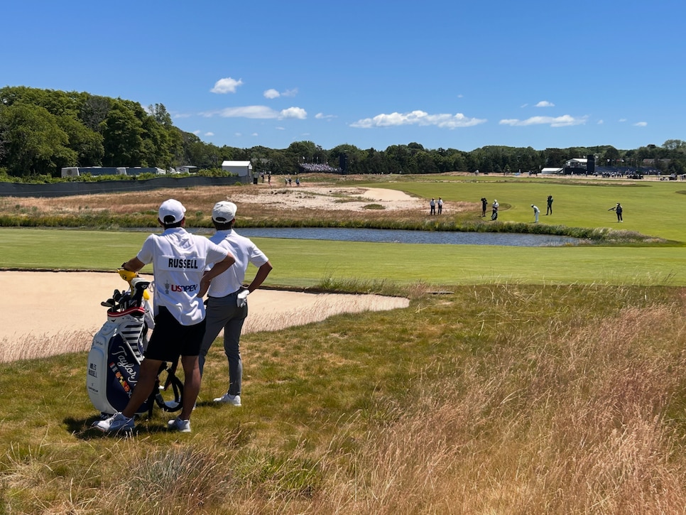 https://www.golfdigest.com/content/dam/images/golfdigest/fullset/kennedy/6thHoleShinny.png
