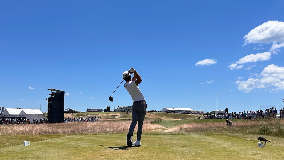 https://www.golfdigest.com/content/dam/images/golfdigest/fullset/kennedy/Russell9Shinny.jpg