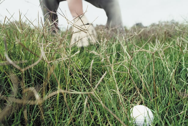 rules-of-golf-review:-my-opponent-looks-like-he’s-weed-whacking-as-he-searches-for-a-lost-ball.-when-is-that-a-penalty?