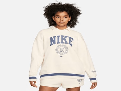 Nike Sportswear Phoenix Fleece Heritage Women s Oversized Crew Neck Sweatshirt Golf Equipment Clubs Balls Bags GolfDigest