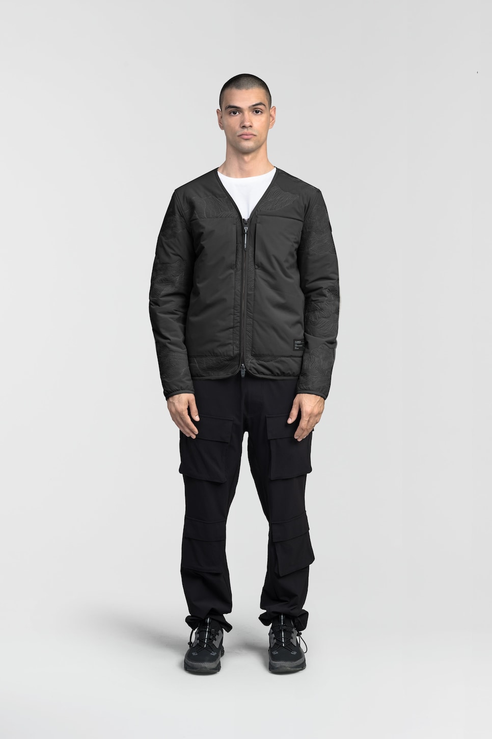 /content/dam/images/golfdigest/products/2025/10/27/holidaygg-blackfriday-2025gates-mens-performance-quilted-v-neck-jacket-.jpeg