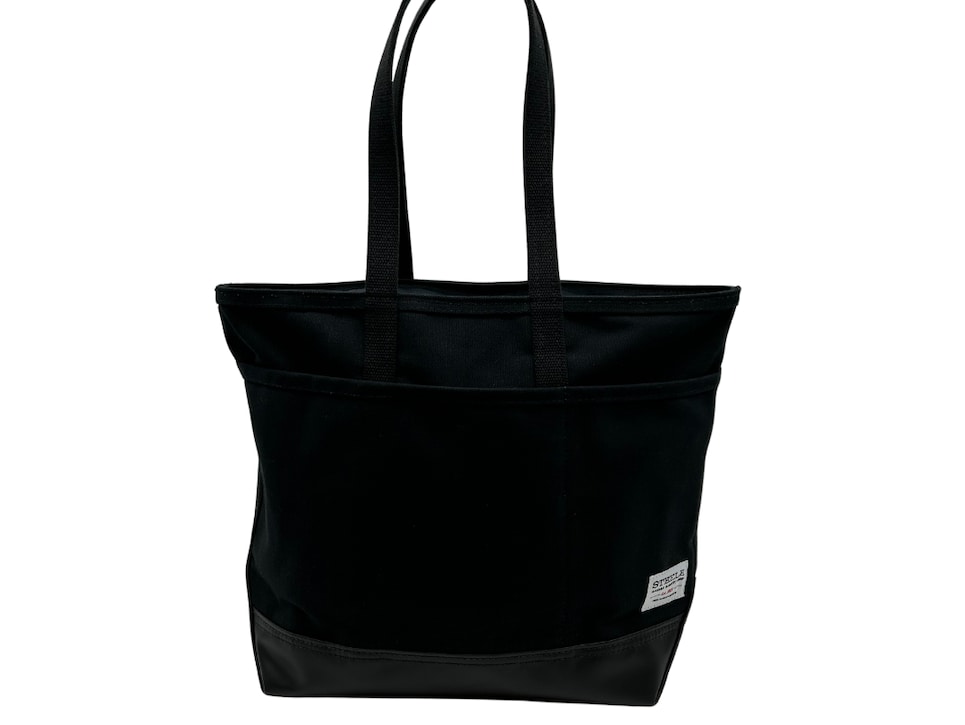 /content/dam/images/golfdigest/products/2025/11/13/2025-travel-gift-guide-everyday-zip-top-tote.png