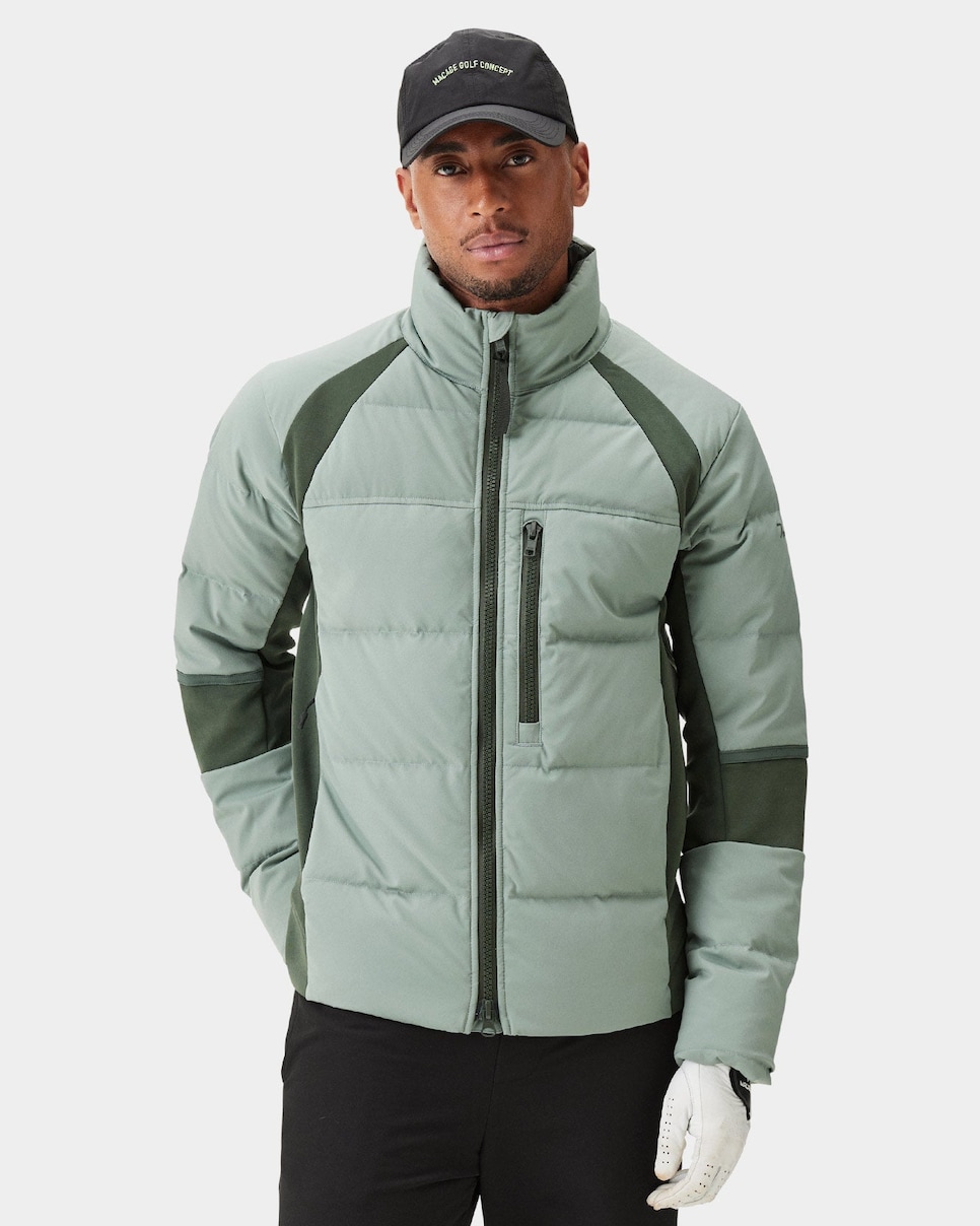 /content/dam/images/golfdigest/products/2025/11/19/2025-everything-gift-guide-teal-padded-core-tech-jacket.jpeg