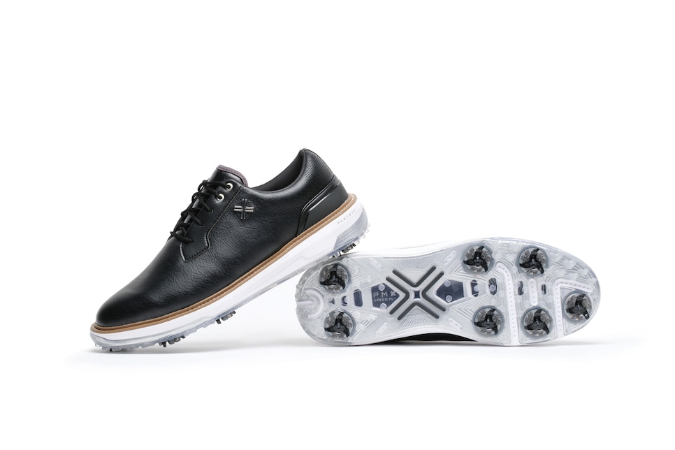 /content/dam/images/golfdigest/products/2026/4/13/2026-shoes-reserve-classic-tour-rs.jpeg