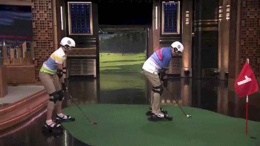 /content/dam/images/golfdigest/unsized/2015/07/20/55ad78ccb01eefe207f6e0b3_blogs-the-loop-140424-jimmy-fallon-518.gif