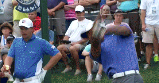 /content/dam/images/golfdigest/unsized/2015/07/20/55ad7a3bb01eefe207f6f2e7_blogs-the-loop-slam-518.gif