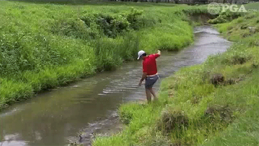 /content/dam/images/golfdigest/unsized/2015/07/20/55ad7a8dadd713143b42aaa1_blogs-the-loop-day1-518.gif