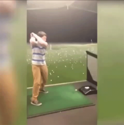 /content/dam/images/golfdigest/unsized/2015/07/20/55ad7b42b01eefe207f7018d_blogs-the-loop-funny-golf-head-fail-2-518.gif