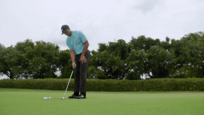 /content/dam/images/golfdigest/unsized/2019/09/16/5d7fc11ff488690008e956d4_Tiger Woods My Game E5_GIF.gif
